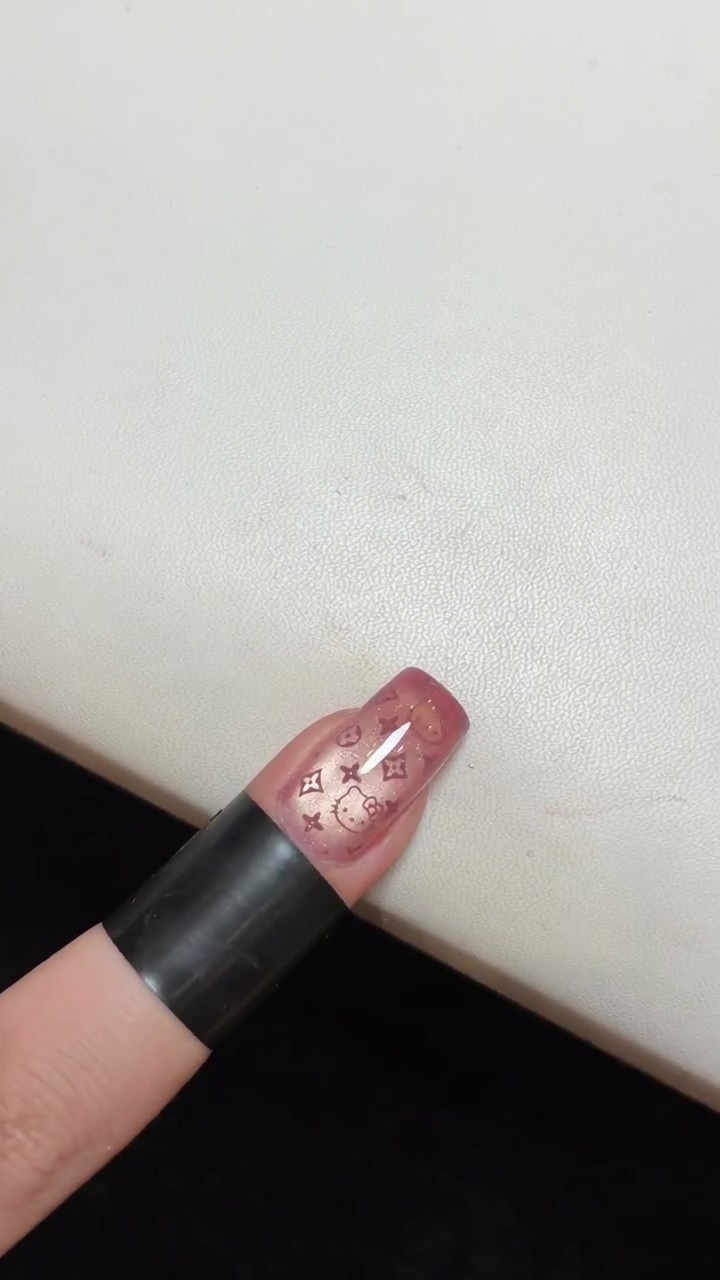 Uñas Kitty con Degradado Magnético Dorado — Tutorial Paso a Paso