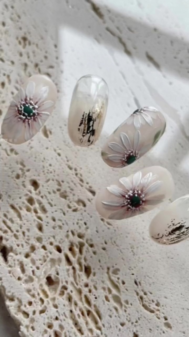 Diseño de Uñas con Margaritas — Tutorial Paso a Paso