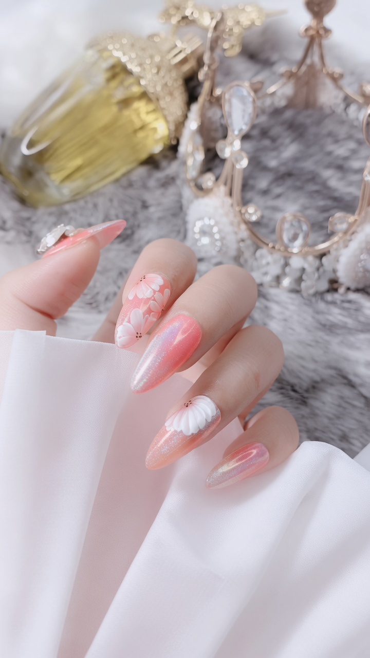 Diseño de Uñas Daisy con Degradado Láser: Tutorial paso a paso