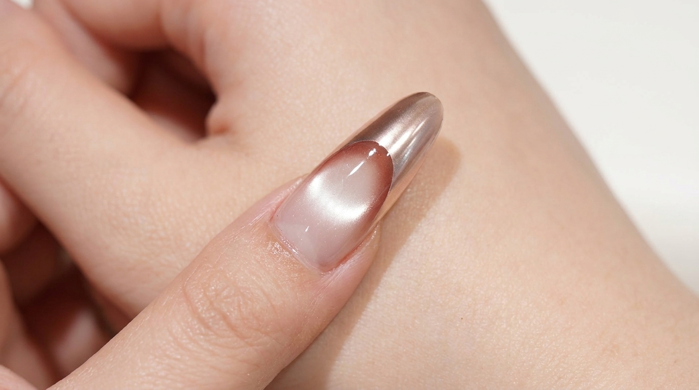 Uñas Francesas Ojo de Gato en Oro Rosa — Elegante Tutorial Paso a Paso