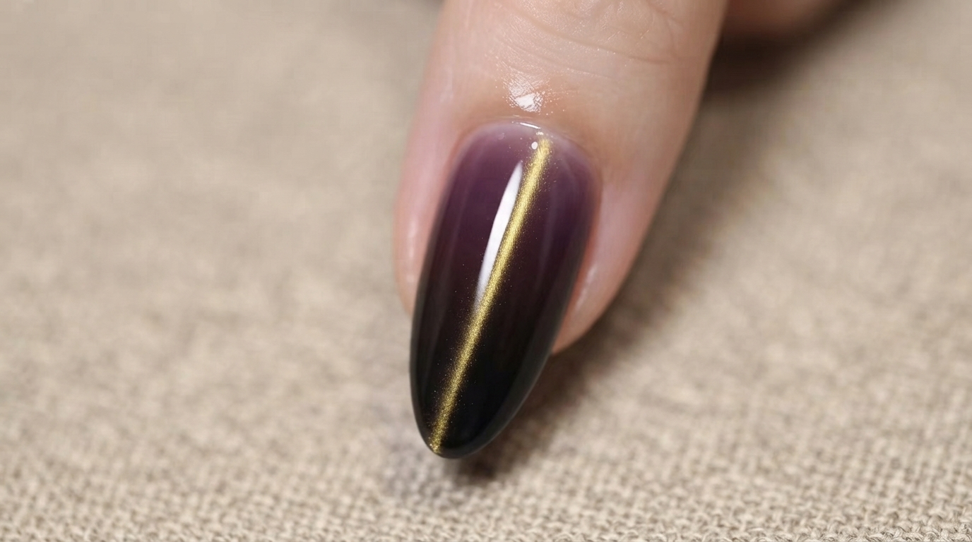 Uñas Ombré Oscuras Góticas en Degradado con Oro y Negro — Tutorial Paso a Paso