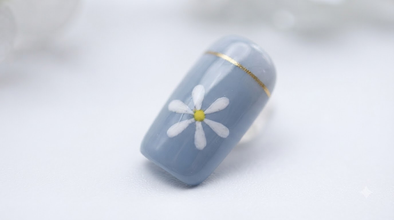 Diseño de uñas con margaritas azules — Tutorial paso a paso en gel
